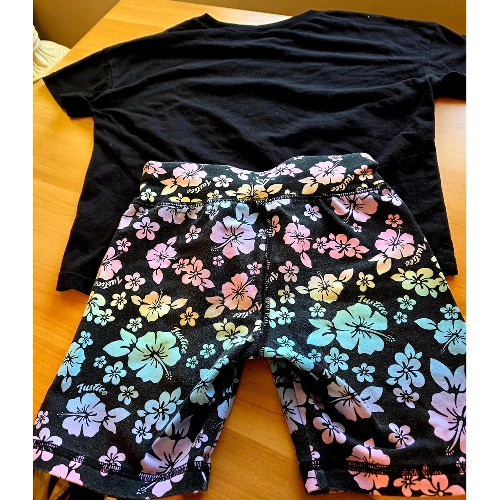 Justice Girls 2 Piece Set Black Rainbow Hibiscus Tie Front Shirt Bike Shorts 7/8